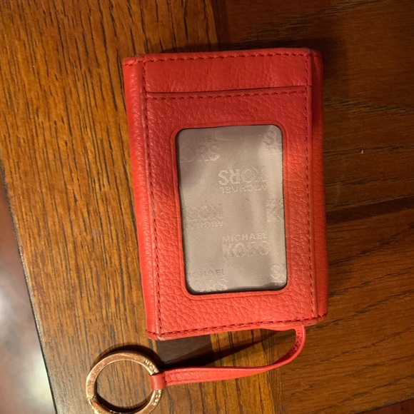 Authentic Michael Kors keychain wallet - Picture 3 of 6